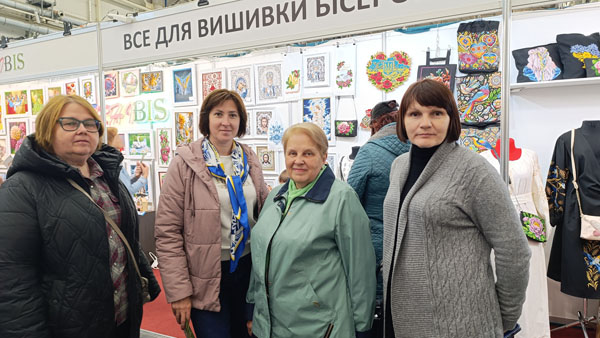 Педагоги швейного напрямку КПКМТС відвідали виставку HANDMADE-Expo Осінь 2025 для професійного розвитку